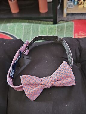 Stafford Pink Bow Tie with Blue Polka Dots